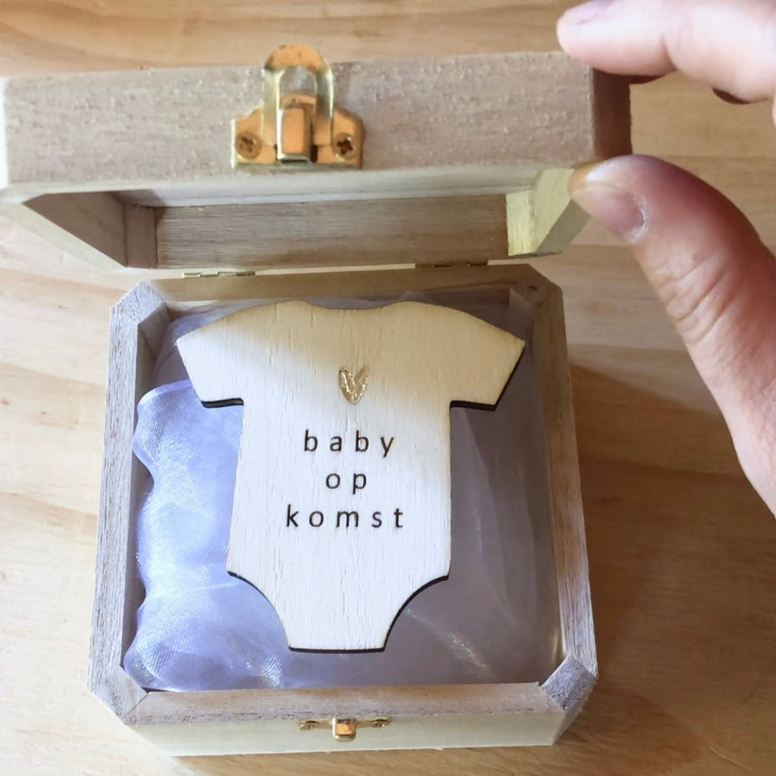 Aankondiging | romper met data